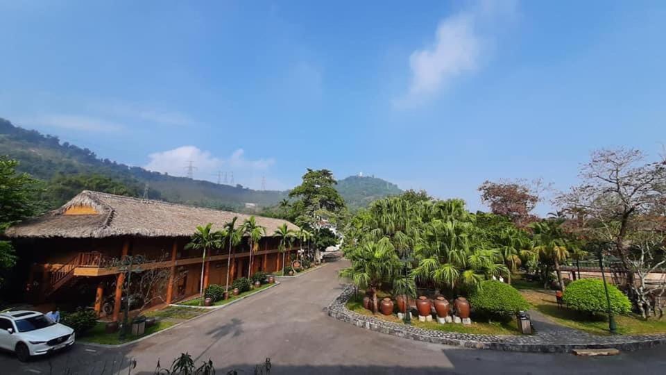 Hoa Binh Hotel Exterior foto