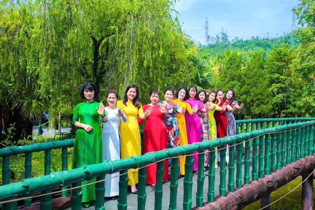 Hoa Binh Hotel Exterior foto