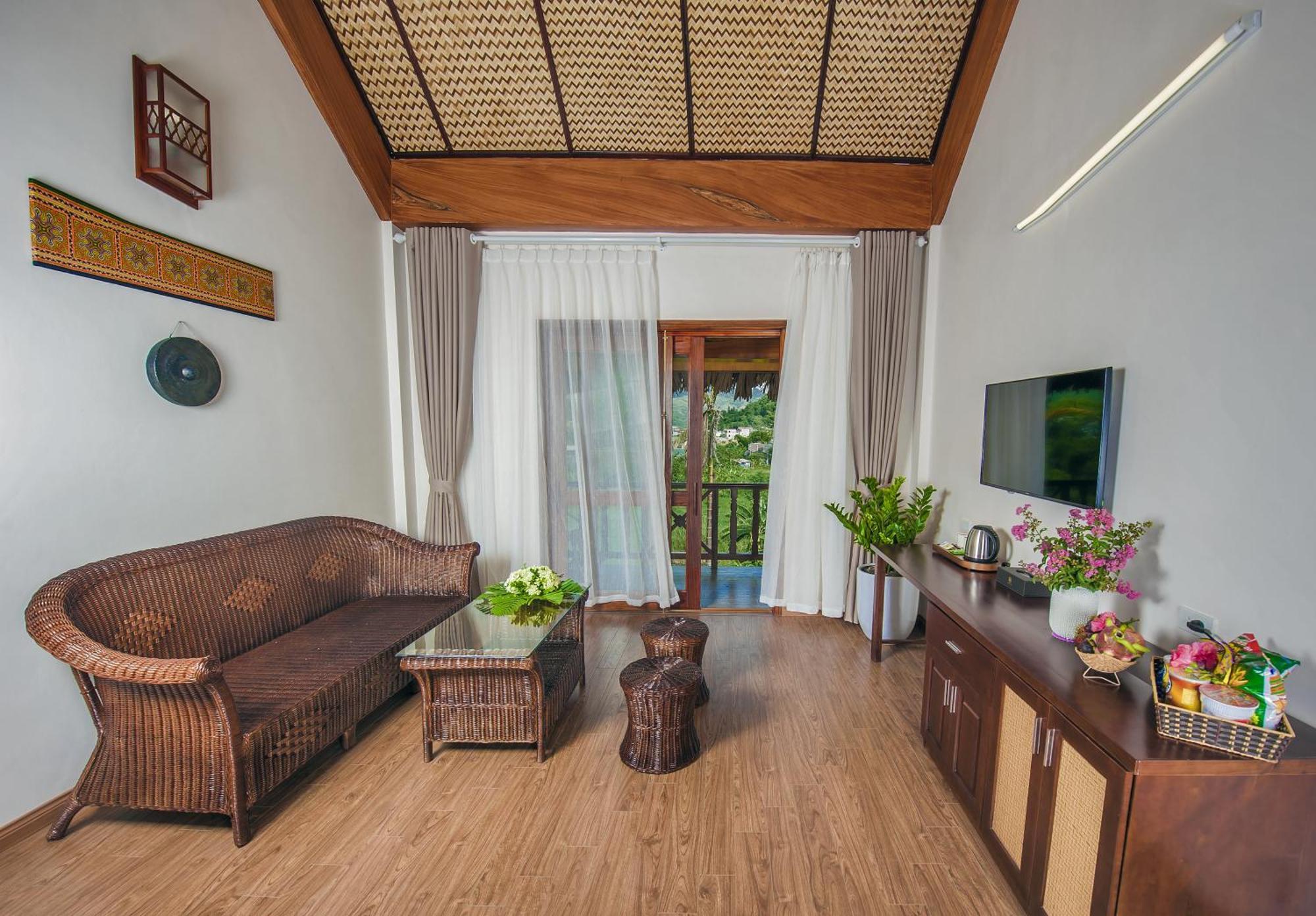 Hoa Binh Hotel Habitación foto