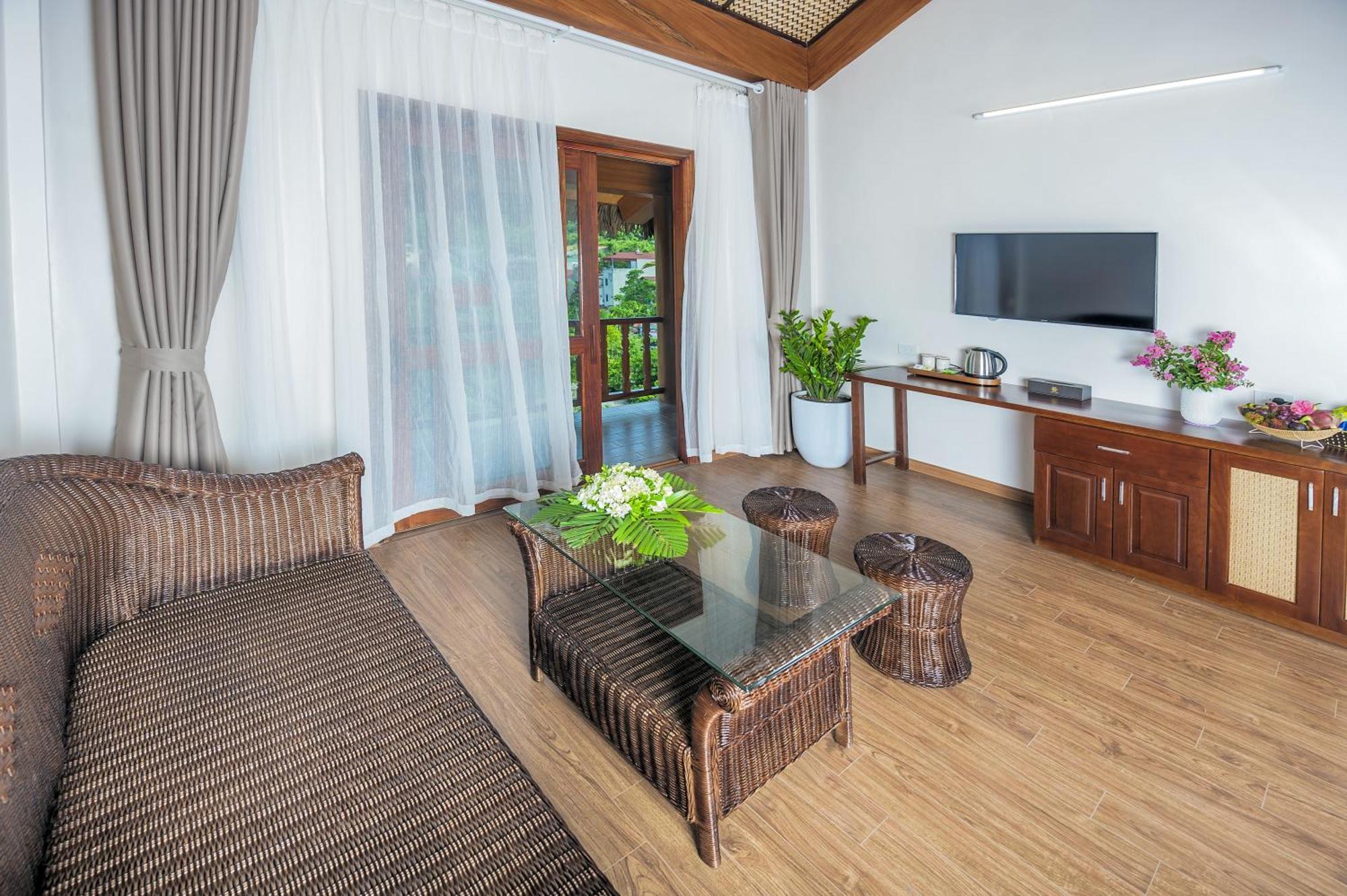 Hoa Binh Hotel Habitación foto