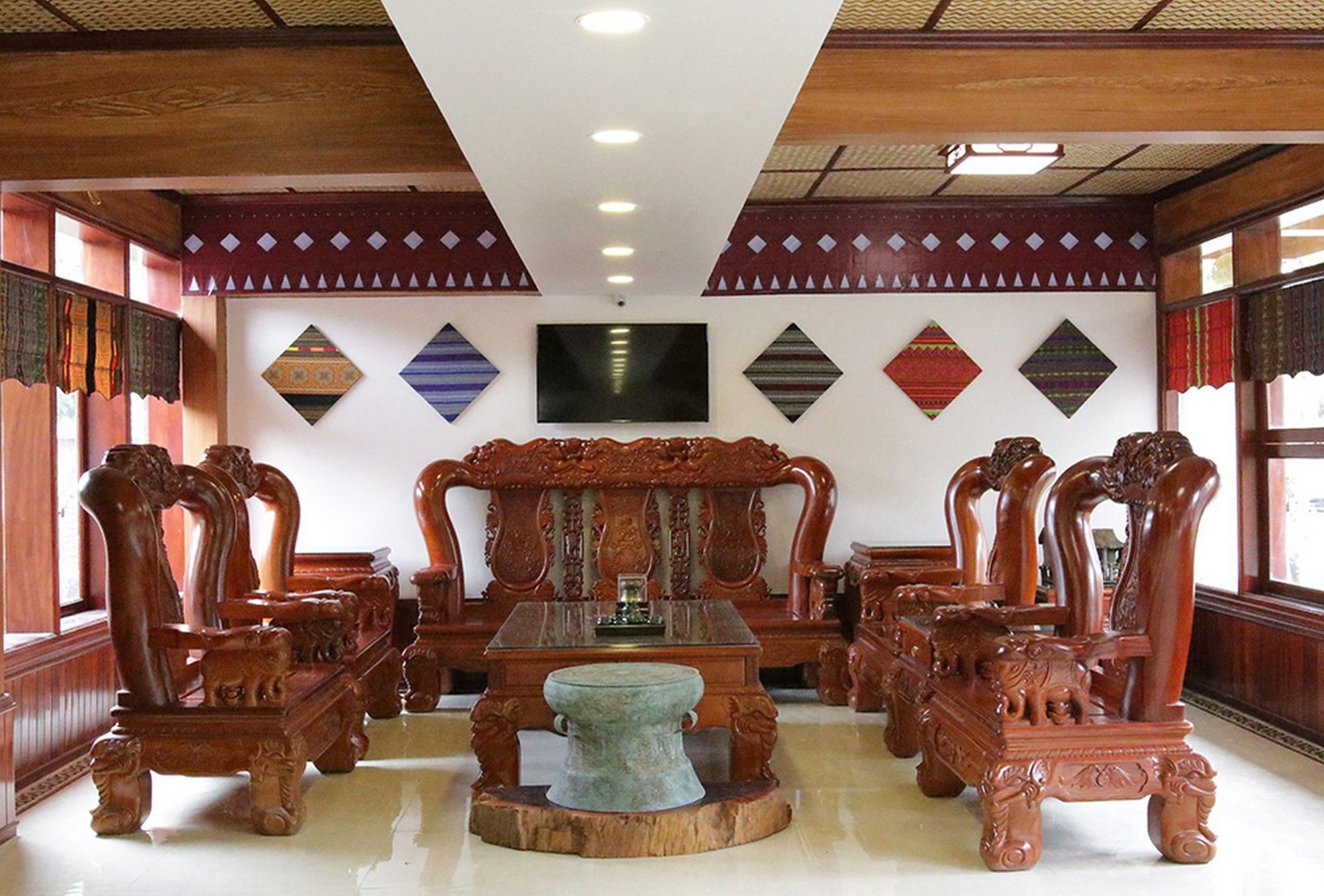 Hoa Binh Hotel Exterior foto